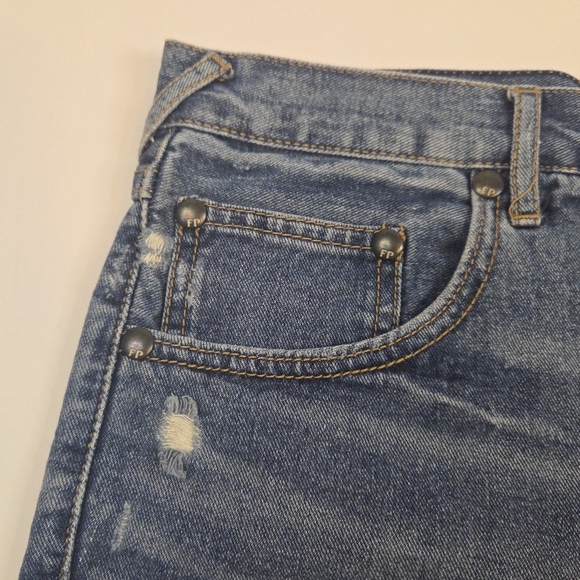 Free People Midrise Denim Frayed Hem Distressed Blue Jean Shorts Womens Size 29 - Picture 2 of 13